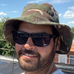 Meet your Posher, Justin